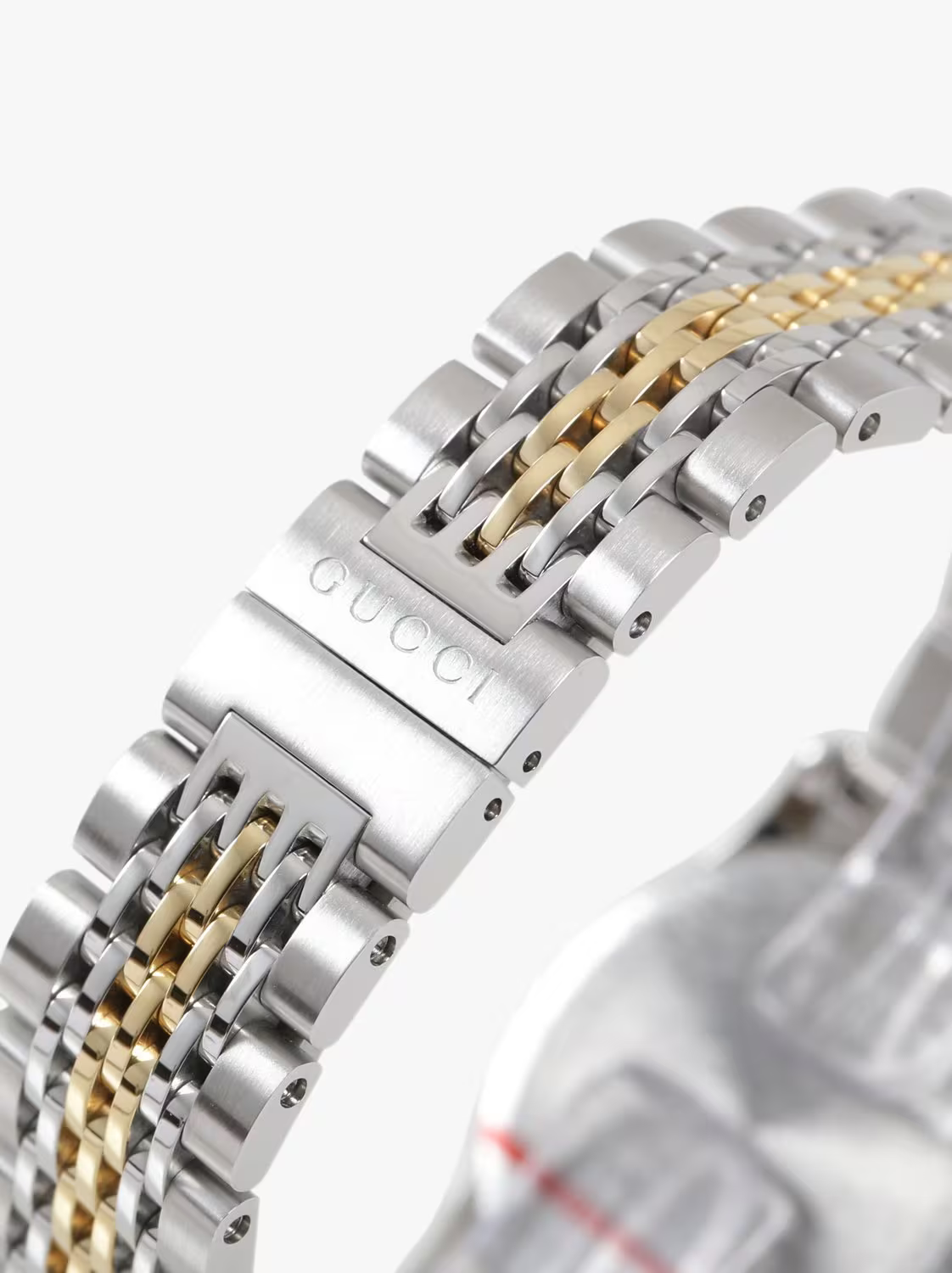 Gucci Women’s Swiss Made Quartz Stainless Steel Mother of Pearl Dial 27mm Watch YA126513