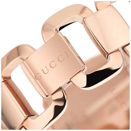 Gucci Women’s Quartz Swiss Made Rose Gold Stainless Steel Black Dial 31mm Watch YA125409