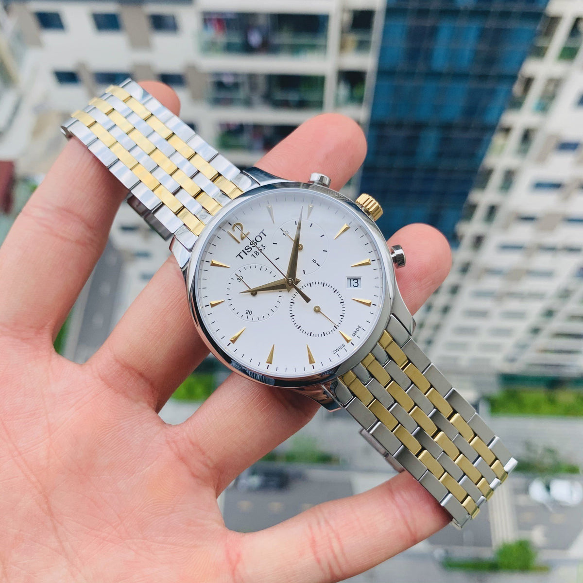 TISSOT Men’s Quartz Swiss Made Stainless Steel White Dial 42mm Watch T063.617.22.037.00
